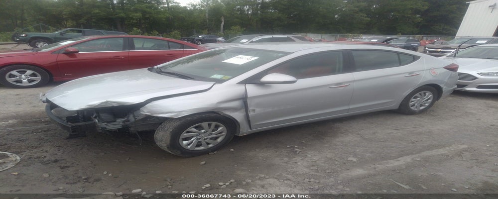 5NPD74LF8KH444396 2019 HYUNDAI ELANTRA photo no. 2