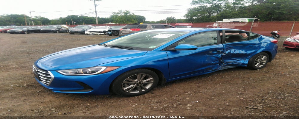 5NPD84LF7JH389211 2018 HYUNDAI ELANTRA photo no. 2