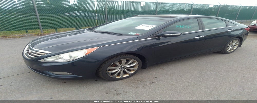 5NPEC4AB2BH279655 2011 HYUNDAI SONATA photo no. 2