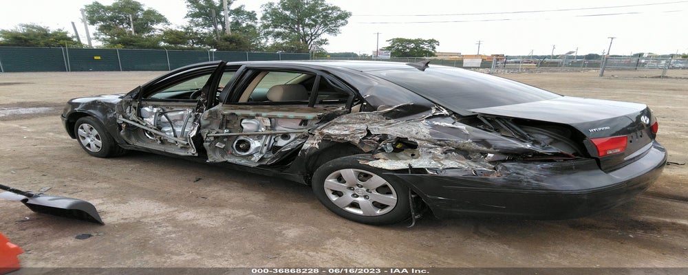 5NPET4AC8AH628745 2010 HYUNDAI SONATA photo no. 3