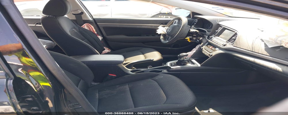 5NPD84LF5JH273621 2018 HYUNDAI ELANTRA photo no. 5