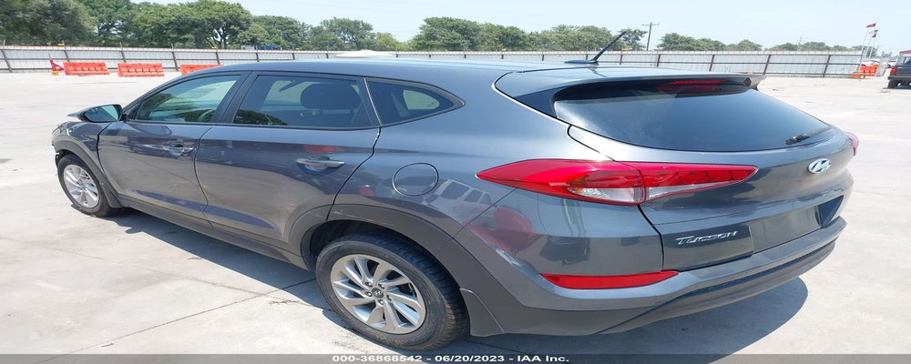 KM8J23A49HU575831 2017 HYUNDAI TUCSON photo no. 3