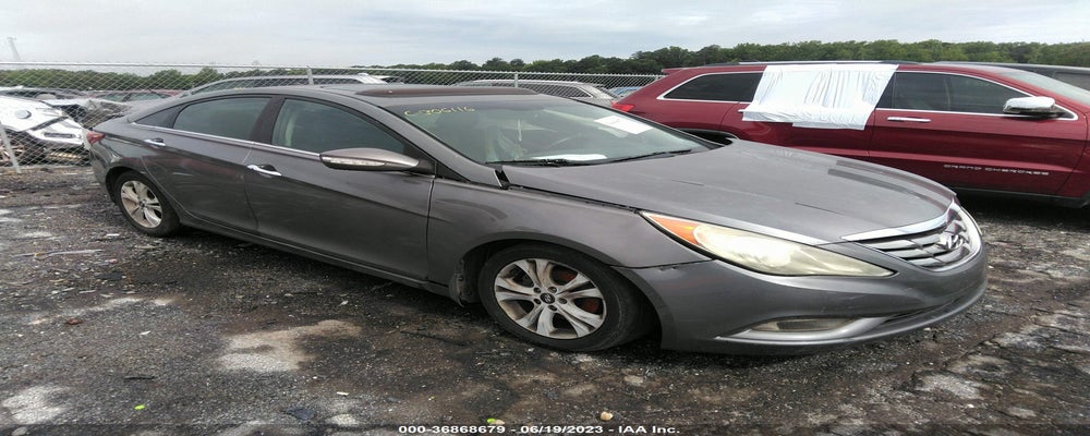 5NPEC4AC3BH099111 2011 HYUNDAI SONATA photo no. 1
