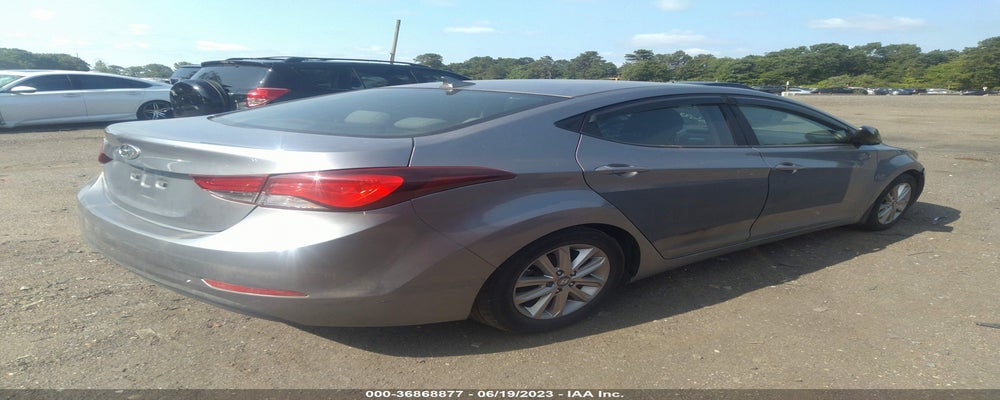 KMHDH4AE7FU251400 2015 HYUNDAI ELANTRA photo no. 4