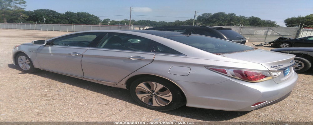 KMHEC4A4XFA119887 2015 HYUNDAI SONATA HYBRID photo no. 3