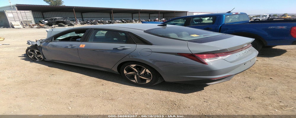 KMHLS4AG9PU419585 2023 HYUNDAI ELANTRA photo no. 3