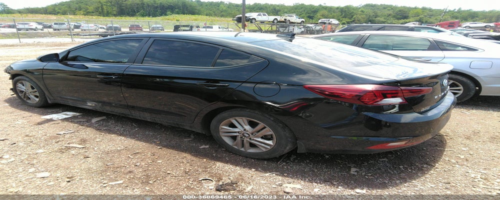 KMHD84LF3LU072840 2020 HYUNDAI ELANTRA photo no. 3