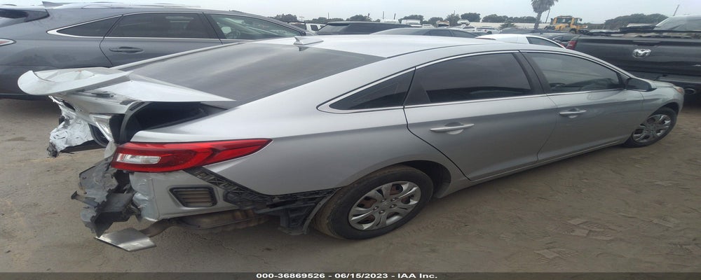 5NPE24AFXGH345348 2016 HYUNDAI SONATA photo no. 4