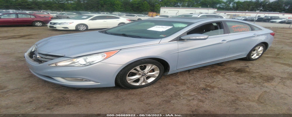 5NPEC4AC0BH256898 2011 HYUNDAI SONATA photo no. 2
