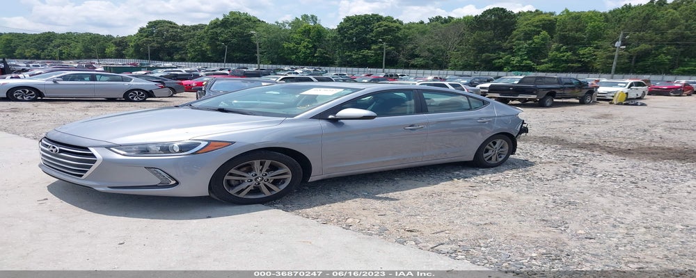 5NPD84LF0HH144938 2017 HYUNDAI ELANTRA photo no. 2