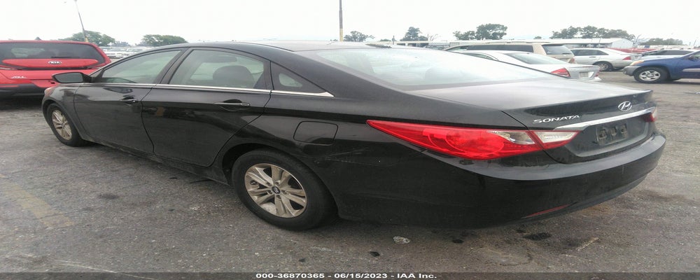 5NPEB4ACXDH798418 2013 HYUNDAI SONATA photo no. 3