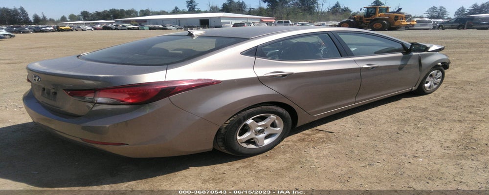 5NPDH4AE2GH752405 2016 HYUNDAI ELANTRA photo no. 4
