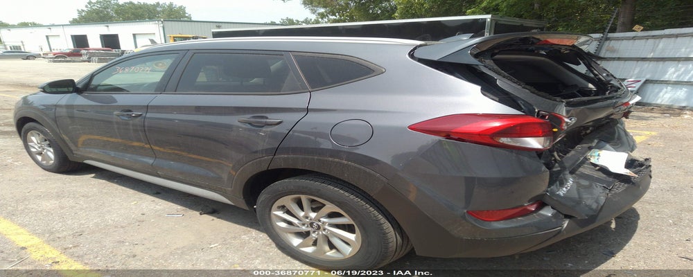 KM8J33A48HU405909 2017 HYUNDAI TUCSON photo no. 3