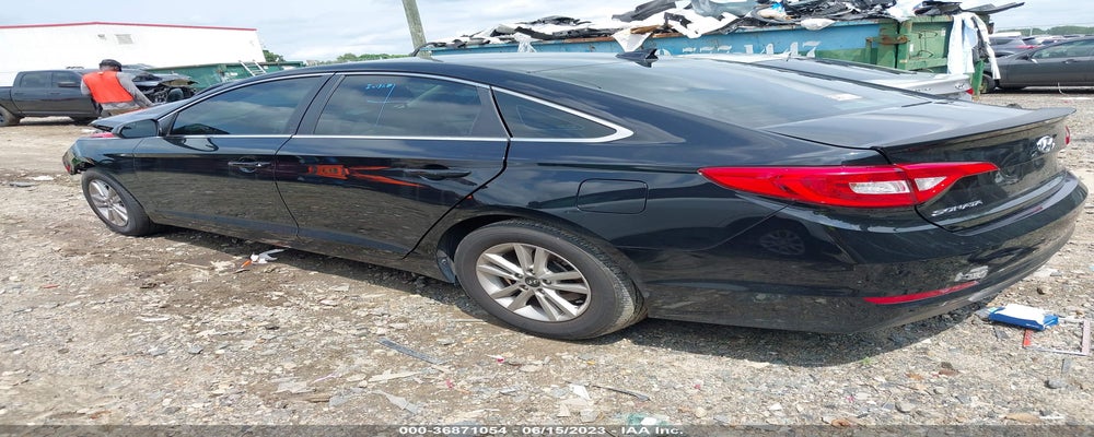 5NPE24AF2FH185626 2015 HYUNDAI SONATA photo no. 3