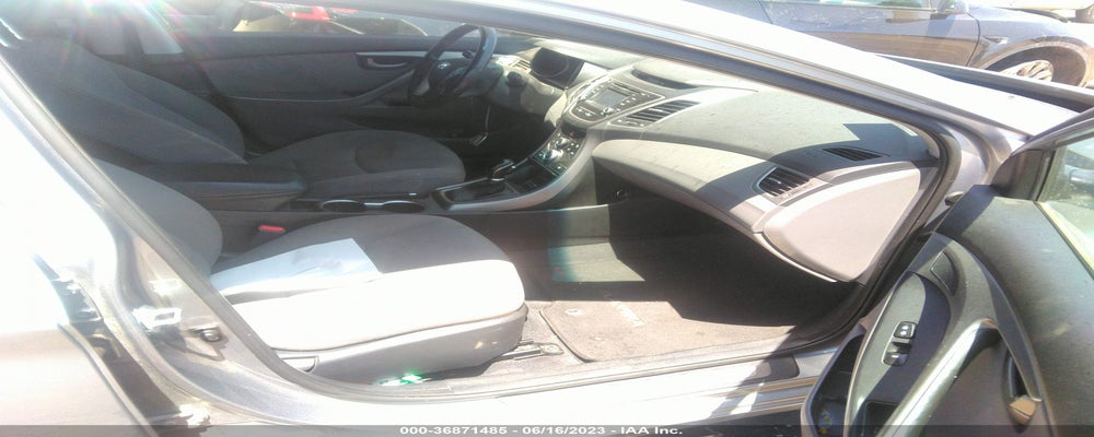 KMHDH4AH3GU488817 2016 HYUNDAI ELANTRA photo no. 5