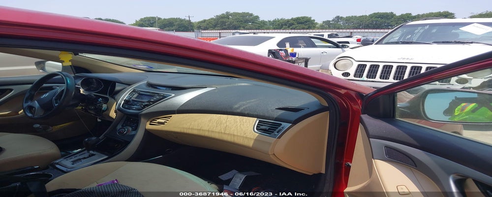 5NPDH4AE6DH348745 2013 HYUNDAI ELANTRA photo no. 5