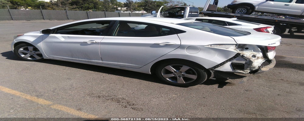 5NPDH4AE8DH346687 2013 HYUNDAI ELANTRA photo no. 3