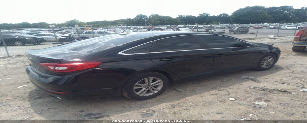 5NPE24AF0FH187505 2015 HYUNDAI SONATA photo no. 4