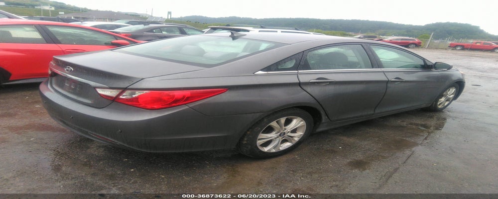 5NPEB4AC5BH054352 2011 HYUNDAI SONATA photo no. 4