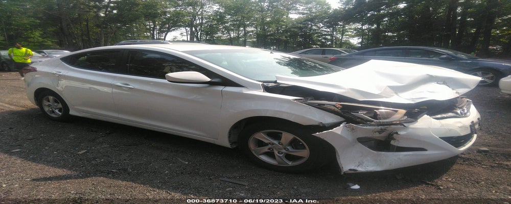 5NPDH4AE9EH489858 2014 HYUNDAI ELANTRA photo no. 3
