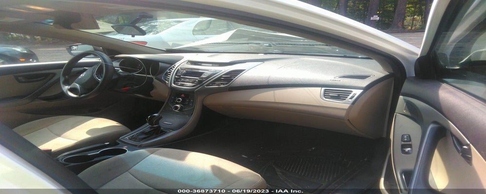 5NPDH4AE9EH489858 2014 HYUNDAI ELANTRA photo no. 5
