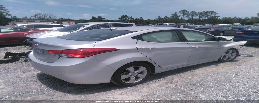 5NPDH4AE4DH348999 2013 HYUNDAI ELANTRA photo no. 4