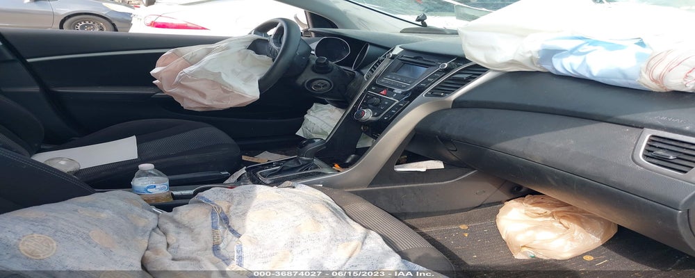 KMHD35LH8GU299243 2016 HYUNDAI ELANTRA GT photo no. 5