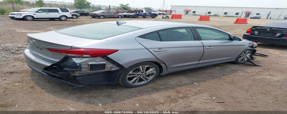 5NPD84LF5HH028635 2017 HYUNDAI ELANTRA photo no. 4