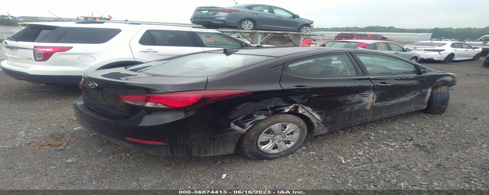 5NPDH4AE2GH690570 2016 HYUNDAI ELANTRA photo no. 4