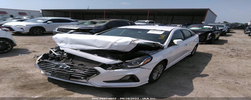5NPE24AF8JH693365 2018 HYUNDAI SONATA photo no. 2