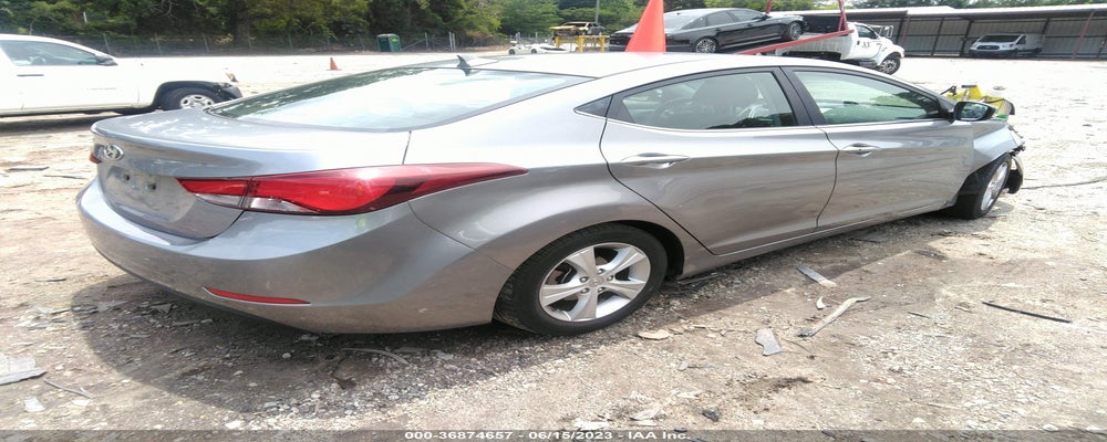 KMHDH4AE9GU502208 2016 HYUNDAI ELANTRA photo no. 4