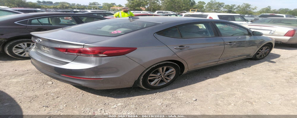 KMHD84LF4JU527739 2018 HYUNDAI ELANTRA photo no. 4