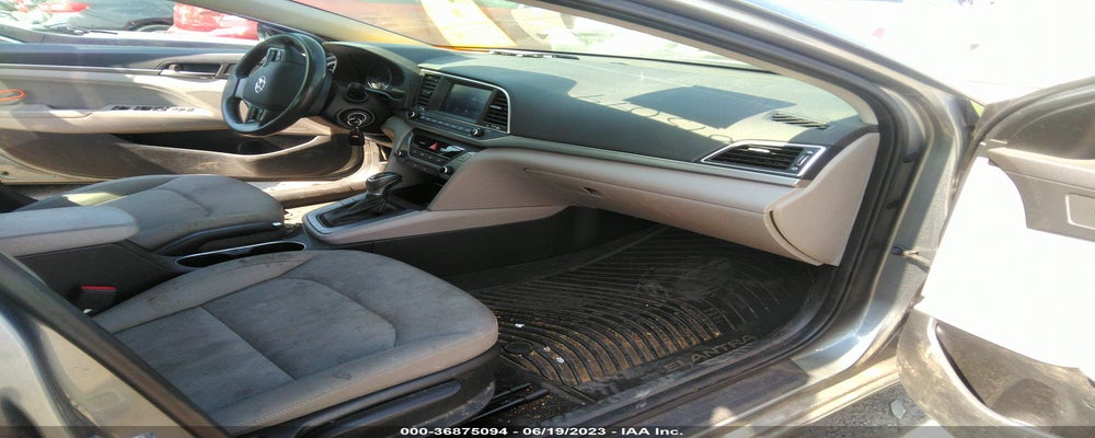 KMHD84LF4JU527739 2018 HYUNDAI ELANTRA photo no. 5