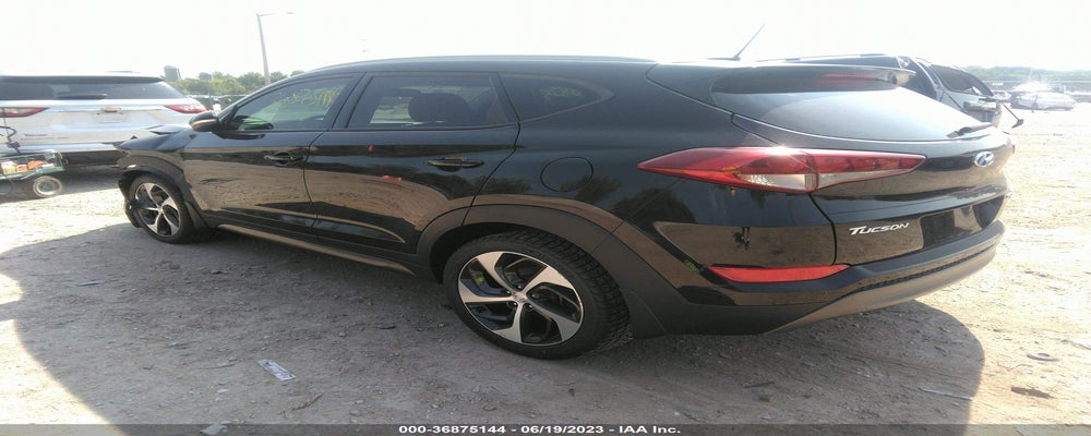 KM8J3CA2XGU041330 2016 HYUNDAI TUCSON photo no. 3