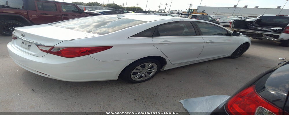 5NPEB4AC4BH093501 2011 HYUNDAI SONATA photo no. 4