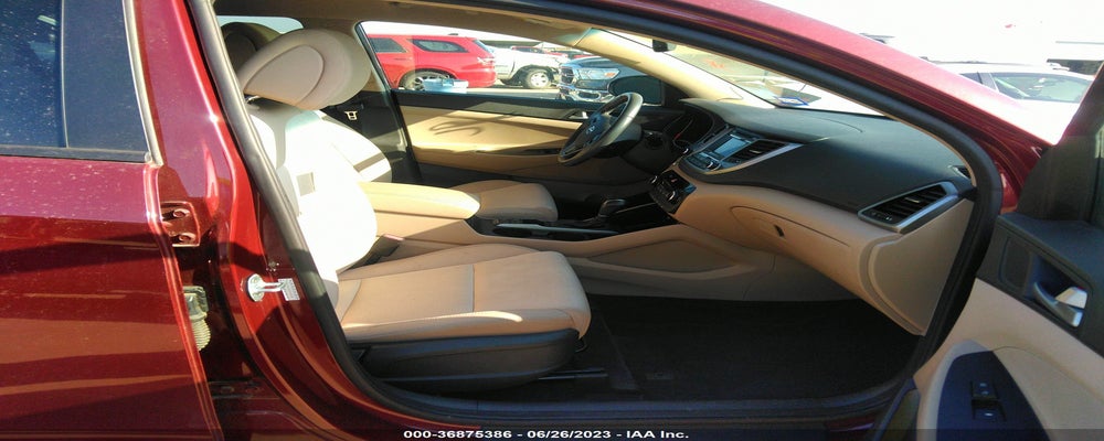 KM8J33A24GU185200 2016 HYUNDAI TUCSON photo no. 5