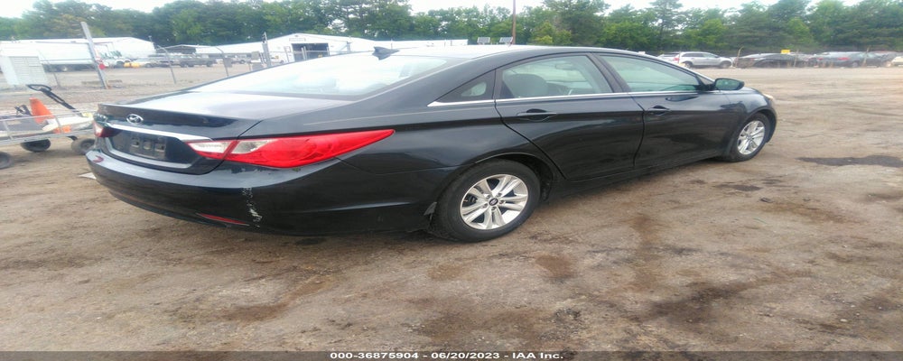5NPEB4AC3DH552939 2013 HYUNDAI SONATA photo no. 4