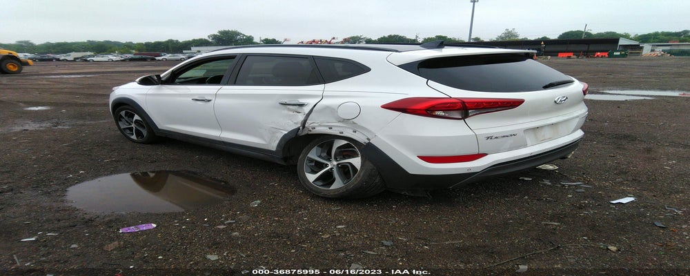KM8J3CA26GU121725 2016 HYUNDAI TUCSON photo no. 3