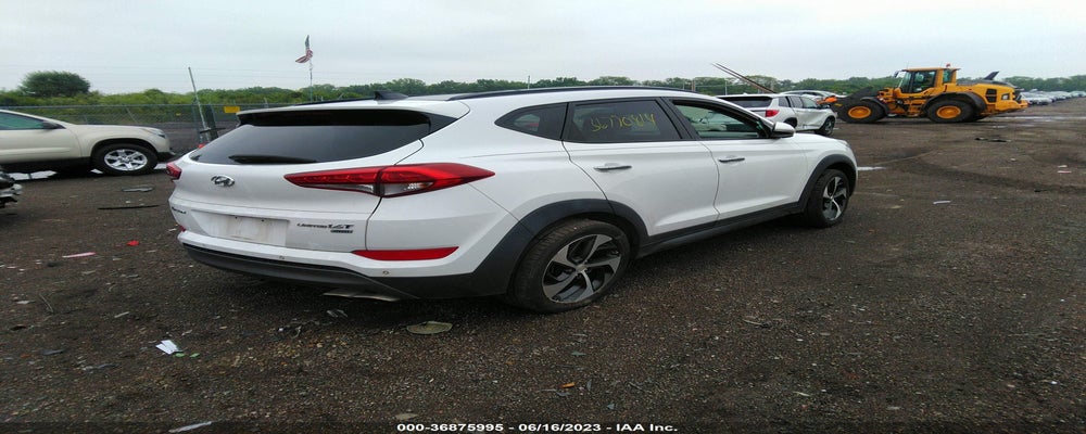 KM8J3CA26GU121725 2016 HYUNDAI TUCSON photo no. 4