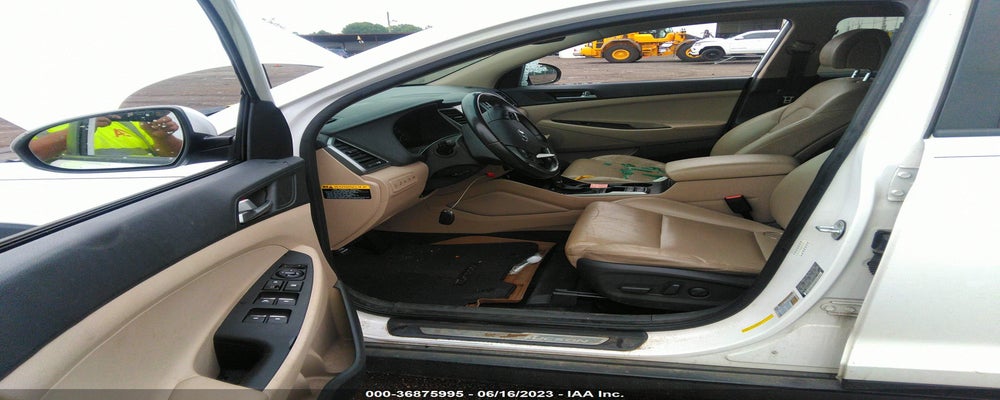 KM8J3CA26GU121725 2016 HYUNDAI TUCSON photo no. 5
