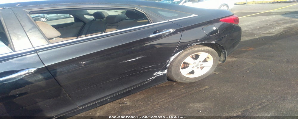5NPEC4ACXBH167680 2011 HYUNDAI SONATA photo no. 6