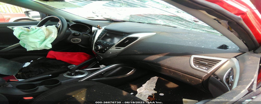 KMHTC6AD7GU284928 2016 HYUNDAI VELOSTER photo no. 5
