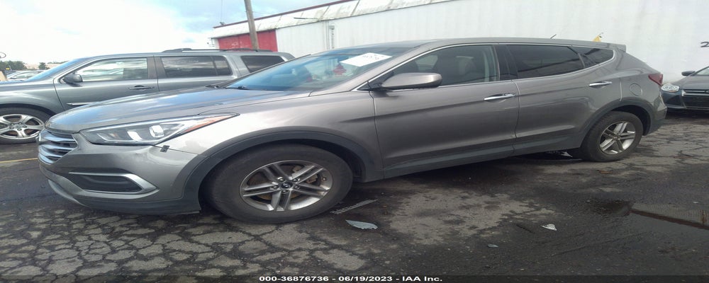 5XYZTDLB9JG569282 2018 HYUNDAI SANTA FE SPORT photo no. 2
