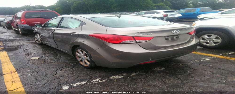 5NPDH4AEXDH440506 2013 HYUNDAI ELANTRA photo no. 3