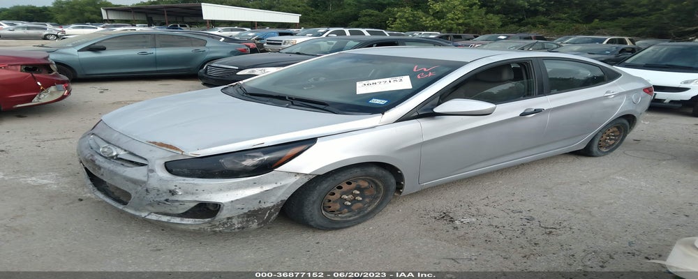 KMHCT4AE0DU355718 2013 HYUNDAI ACCENT photo no. 2