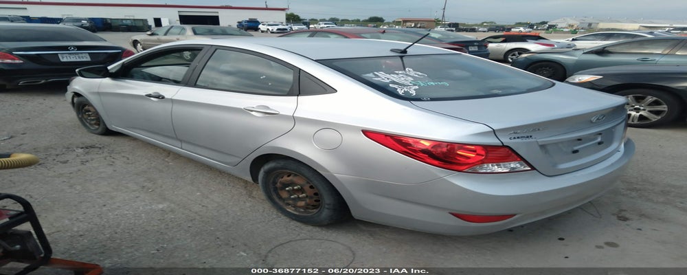 KMHCT4AE0DU355718 2013 HYUNDAI ACCENT photo no. 3