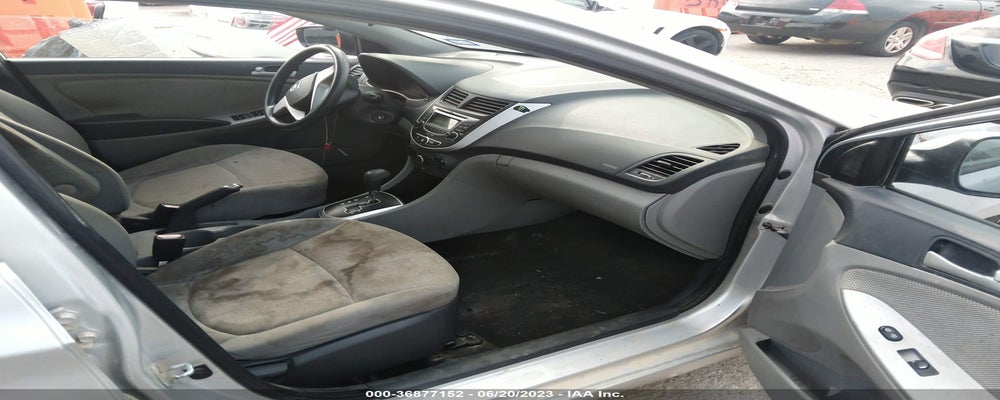 KMHCT4AE0DU355718 2013 HYUNDAI ACCENT photo no. 5