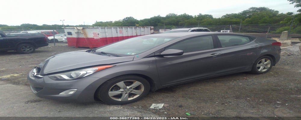 5NPDH4AE4DH238826 2013 HYUNDAI ELANTRA photo no. 2