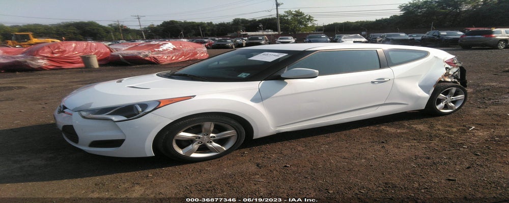 KMHTC6ADXFU245099 2015 HYUNDAI VELOSTER photo no. 2