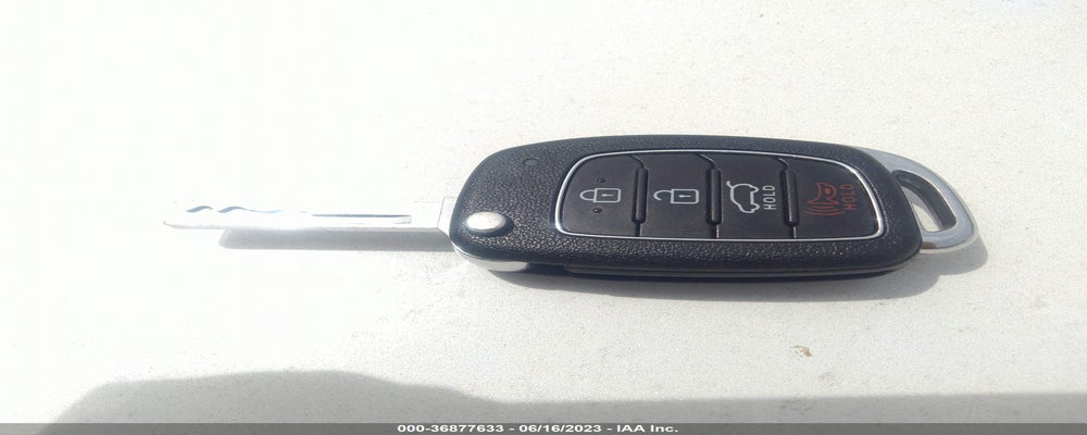 5NMZTDLB6HH000681 2017 HYUNDAI SANTA FE SPORT photo no. 11